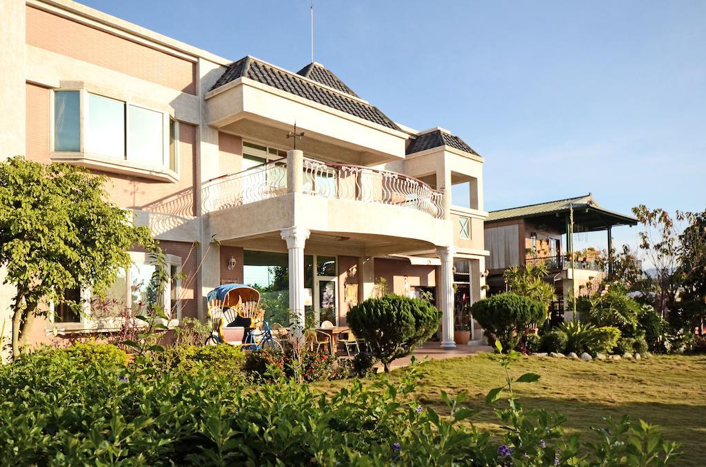 Taichung Xinshe Garden Life Homestay B&B מראה חיצוני תמונה