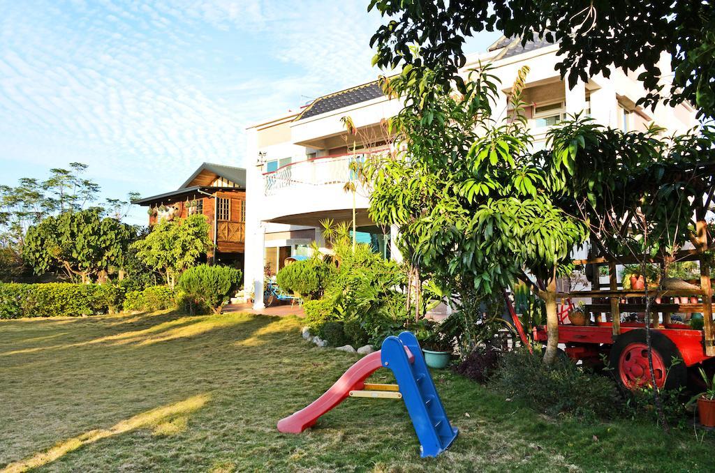 Taichung Xinshe Garden Life Homestay B&B מראה חיצוני תמונה