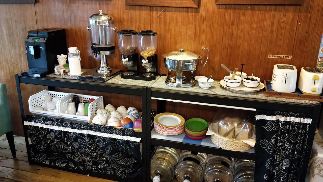 Taichung Xinshe Garden Life Homestay B&B מראה חיצוני תמונה
