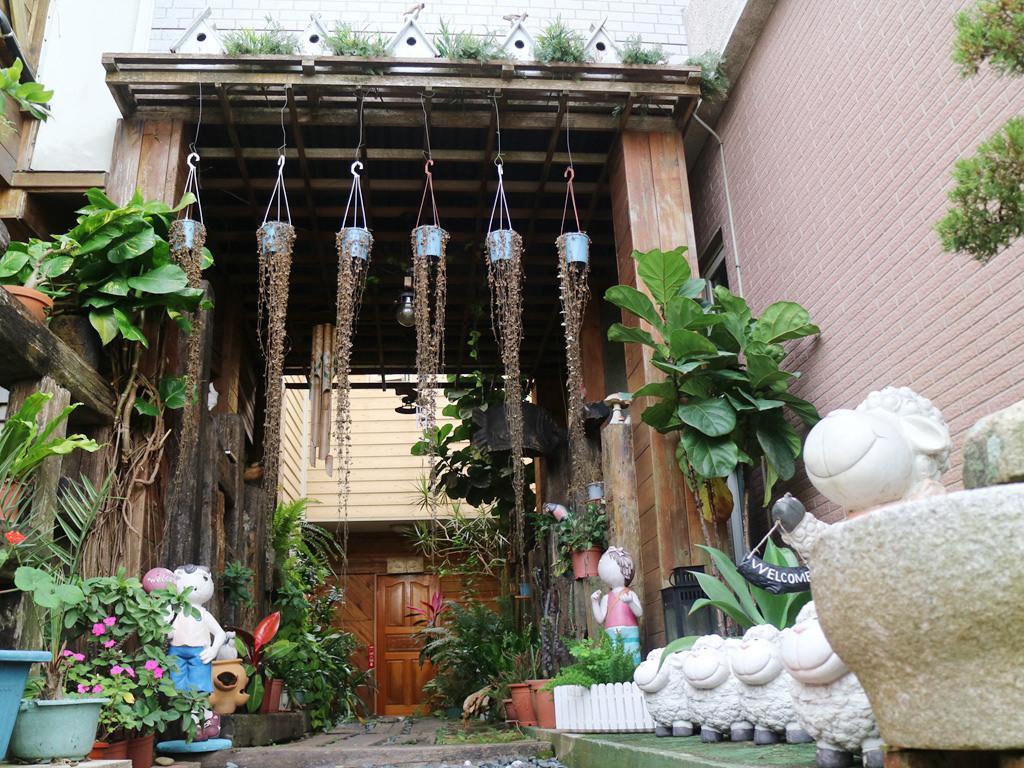Taichung Xinshe Garden Life Homestay B&B מראה חיצוני תמונה