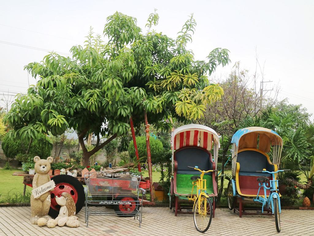 Taichung Xinshe Garden Life Homestay B&B מראה חיצוני תמונה