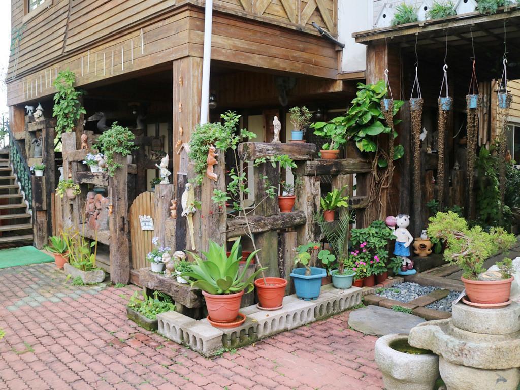 Taichung Xinshe Garden Life Homestay B&B מראה חיצוני תמונה