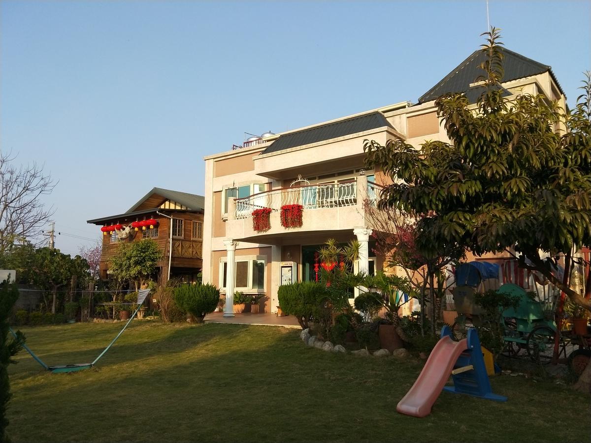 Taichung Xinshe Garden Life Homestay B&B מראה חיצוני תמונה